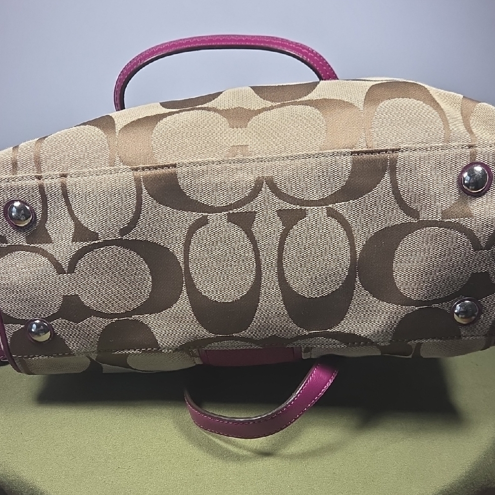Coach Pink and Tan Crossbody Bag with Signature Monogram - Picture 4 of 7